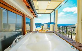Carla Apart Kalkan